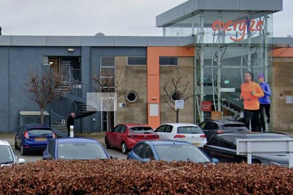 Energize gym at Edinburgh park on Lochside Place was highly rated as 'a very friendly gym with great staff'. The club offers a wide range of unique studio and outdoor classes, including Outdoor Military classes. Day rates are available for gym, swim and classes.