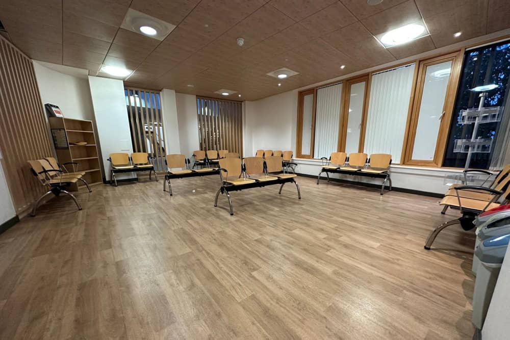 Despite not answering the phone, the waiting room at Riverside Medical Practice was empty when the man finally obtained an appointment