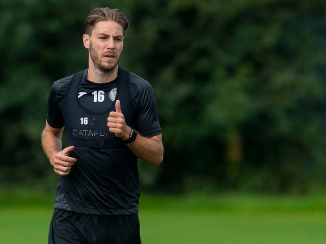 A lot was made of the goalkeeping situation at St Mirren with Jim Goodwin suggesting that Scottish football is a laughing stock elsewhere in Europe. It isn’t. But the bigger issue for the Buddies is when either Joe Shaughnessy or Conor McCarthy is missing. The former’s absence has resulted in Sam Foley reverting to centre-back. Not only is he not nearly as good as either of the centre-backs in the position, the team miss his presence hugely in the middle of midfield.