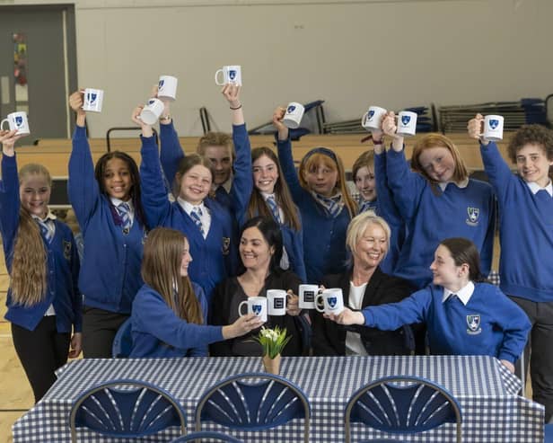 Pupils at Linlithgow Primary School have launched a community cafe with the help of Cala Homes