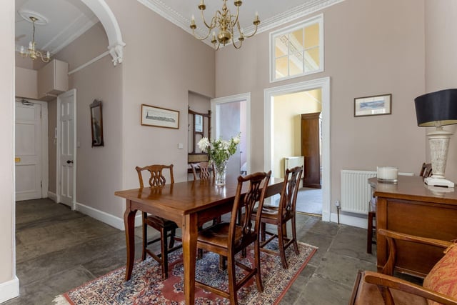 The elegant and spacious 33m2 dining area is located in the centre of the property
