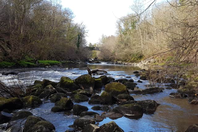 A picturesque spot on The Almond on the outskirts of Edinburgh