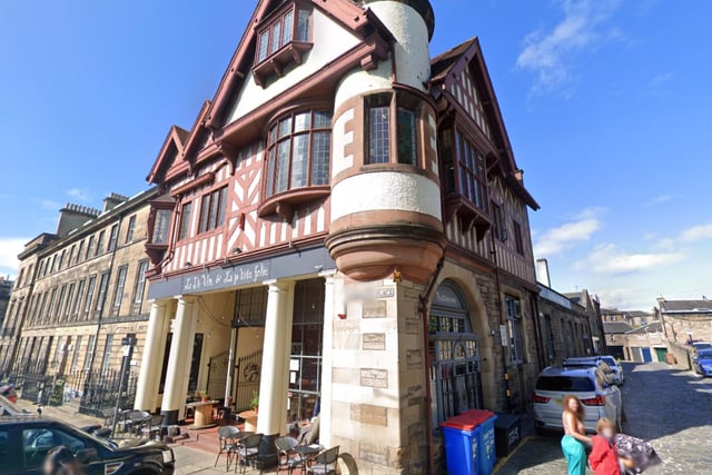 Meaning "the little madness", La P'tite Folie is a French bistro found in a striking mock-Tudor building in Randolph Place, Edinburgh's West End. It serves contemporary French cuisine in a relaxed, cosy atmosphere.