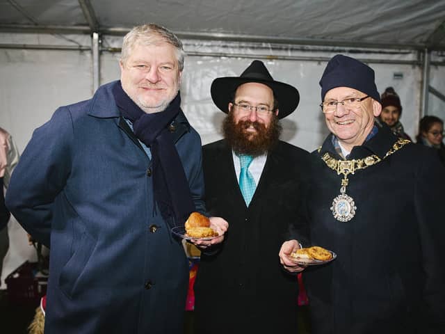 Angus Robertson with Rabbi Pinny Weinman and Lord Provost Robert Aldridge, right