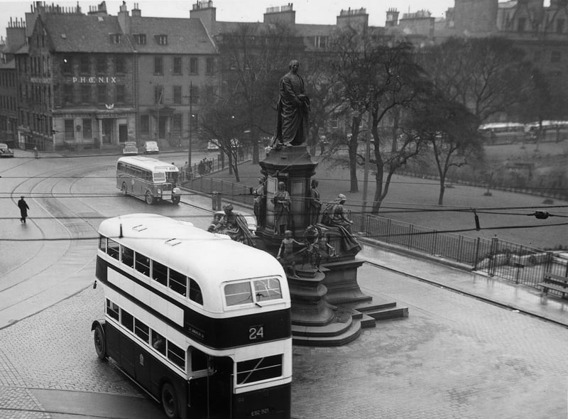 The Gladstone Memorial at the junction of George Street and St Andrew Square in 1953 shortly before it was moved to Coates Crescent.