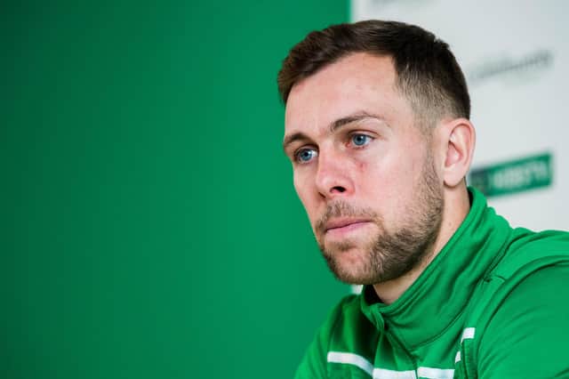 Former Hibs defender Steven Whittaker has been combining playing and coaching at Dunfermline (Photo by Ross Parker / SNS Group)
