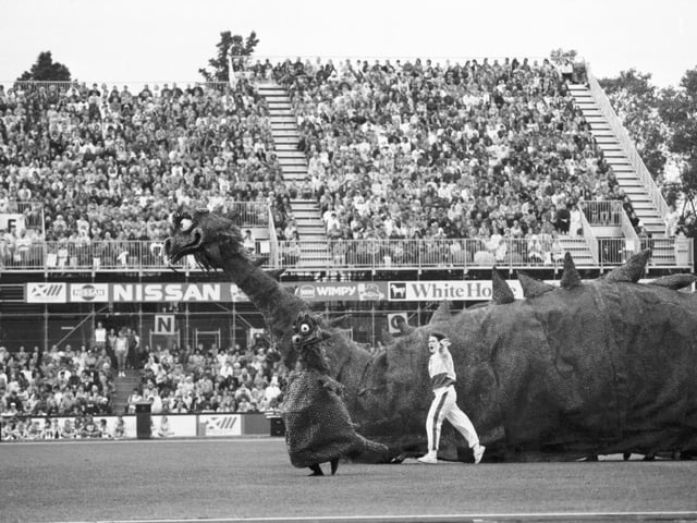 Mascots Big Nessie and Wee Nessie at the opening ceremony of the Edinburgh Commonwealth Games 1986.