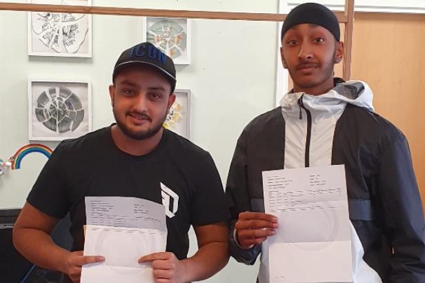 Outwood Academy Danum students Yousaf Zubair and Arjun Singh who are both leaving to study Aeronautical Engineering at Sheffield Hallam University.