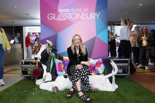 Lauren Laverne £380,000-£384,999 (down from £395,000-£399,999)