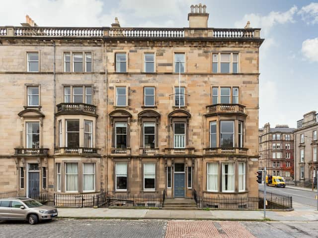 Situated in the heart of the cosmopolitan West-End, the property at Eglinton Crescent is an elegant and spacious apartment and just minutes from the Water of Leith and city-centre attractions