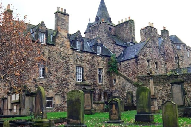 It is believed that JK Rowling used some of the names on the tombs at Greyfriars Kirkyard for inspiration for the books’ leading characters - keep an eye open for Robert Potter, William McGonagall, Elizabeth Moodie and Margaret Louisa Scrymgeour Wedderburn.