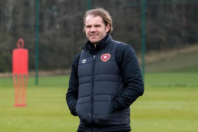 Hearts manager Robbie Neilson looks forward to a Scottish Cup semi-final against Hibs.