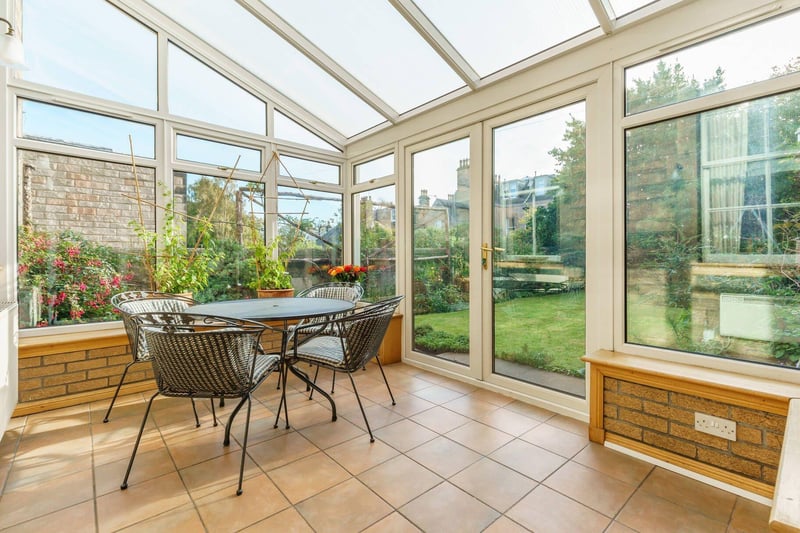 The property benefits from this bright conservatory with direct access to the rear enclosed garden.