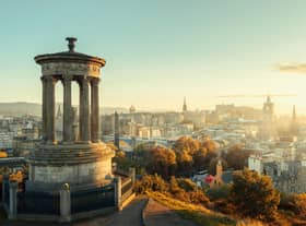 If you want a proposal spot with 360 degree views of Edinburgh, take a wander up Calton Hill with your beloved. At the top of the hill, there are plenty of historic landmarks to serve as a backdrop to your special moment, such as the Nelson, Dugald Stewart and National Monuments.