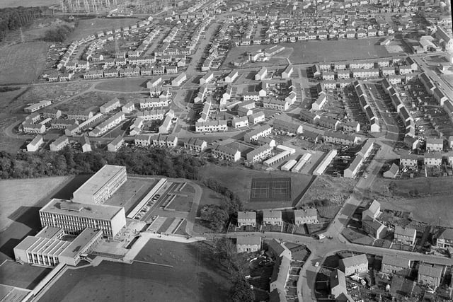 In this picture you get an aerial view of Currie in Edinburgh in 1966.