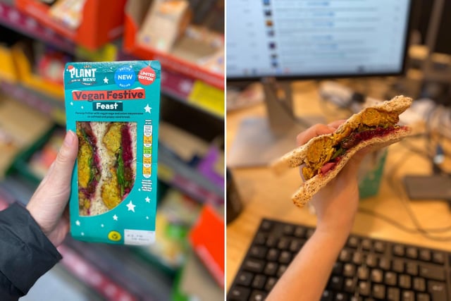 Aldi Plant Menu Vegan Festive Feast (£1.79) includes a parsnip fritter with vegan sage and onion mayonnaise on oatmeal and poppyseed bread. Sadly this one was very disappointing. The whole thing was overwhelmed with cranberry sauce and no other flavours came through. Might as well have a jam sandwich. 1/5