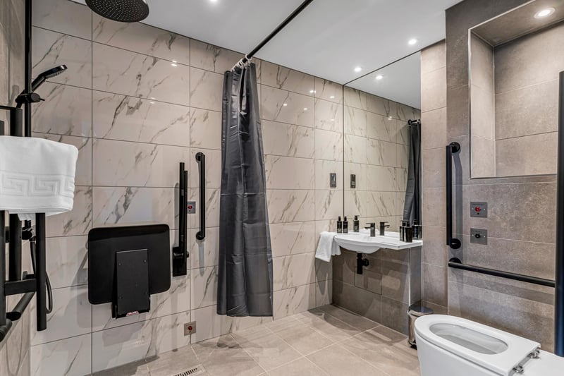 A range of rooms accompany disabled access en-suites, with beautiful rainfall showers and White Company products.