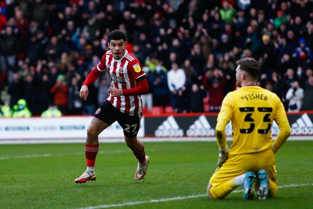 Two goals and an assist on an afternoon to remember. Put the Blades ahead with a deft touch and finish from Norwood's pass, and could have had another when he was put through but tried to backheel to Sharp instead. Did get his second with a calm finish and departed to a deserved standing ovation
