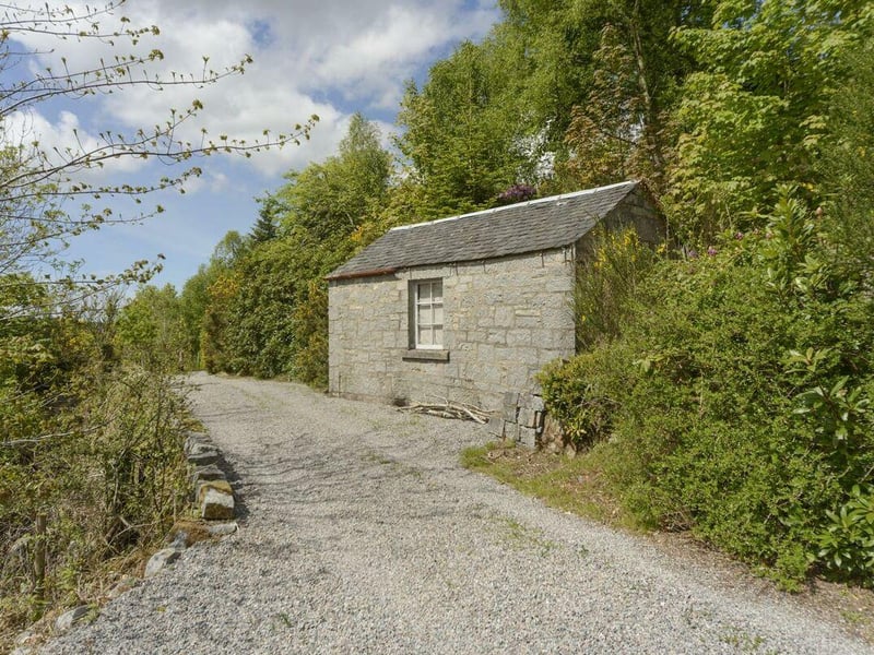 Garage.