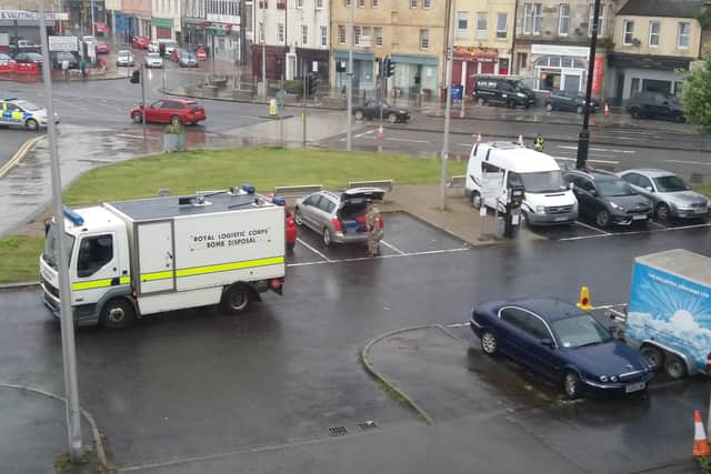 Bomb disposal team arrive to check over the suspicious items which appear to have been located in a car in the St James Street Car Park, Kirkcaldy. Pic: Debbie Clarke