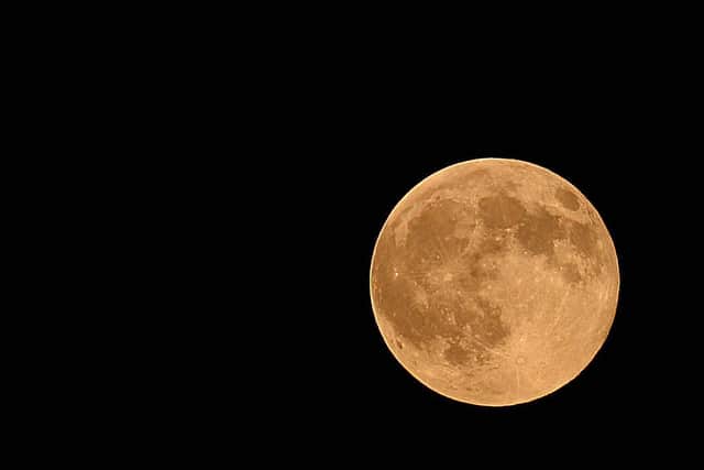A harvest moon is the full moon that appears nearest to the Autumnal Equinox (Photo: KAREN BLEIER/AFP via Getty Images)