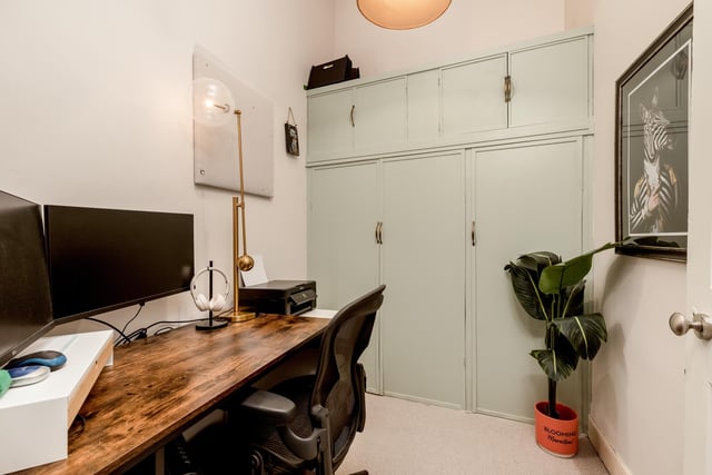 There is a small study in this flat, providing the perfect space for home working if needed.