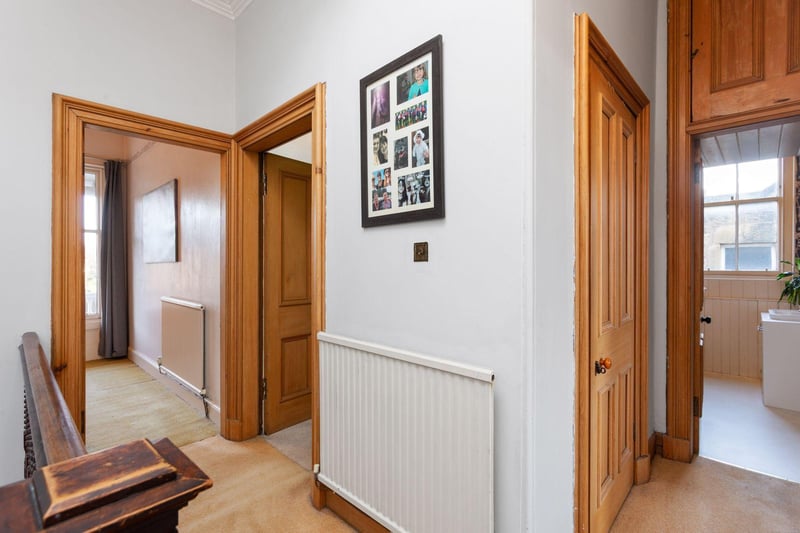 Further benefits at this property include gas central heating, single glazing and ample on-street parking.