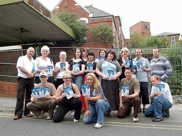 Members of Mansfield Palace Community Theatre posing outside the old General Hospital in 2006.
Their play 'A Site for Sore Eyes' was about ghosts at the hospital which has stood empty for years.