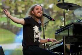 Tim Minchin performs on stage at British Summer Time Festival at Hyde Park, London in 2014  (Photo: Tristan Fewings/Getty Images)