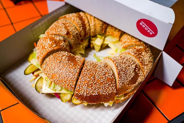 The owner of Bross Bagels has said that all students in Edinburgh will receive a 20% discount.