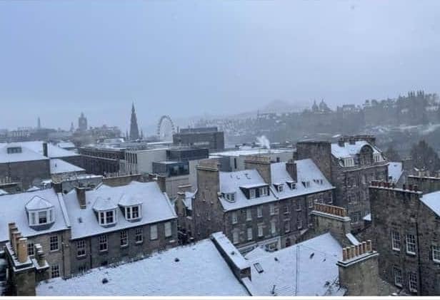 Snow and cold temperatures are set to hit Edinburgh this week.