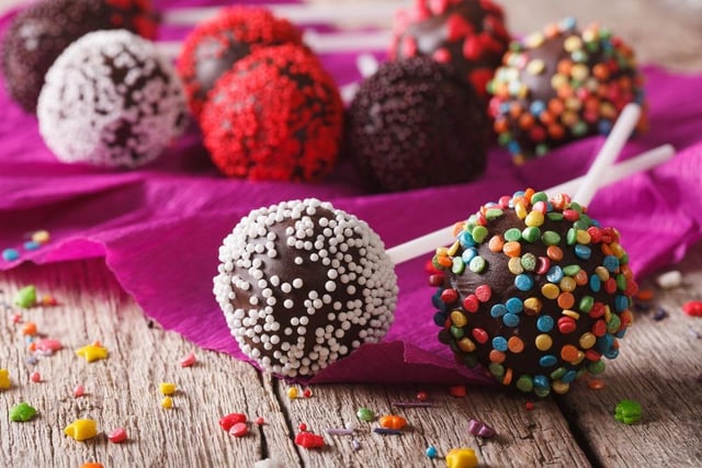 For many of us, Christmas isn’t complete without Christmas pudding. If you weren’t able to get through all of the Christmas pudding this year, you can repurpose those leftovers into a brand new dessert - cake pops. Just crumble up your pudding, combine with frosting, roll into balls and decorate with whatever you please, like melted chocolate. You can also do this same recipe with any other cakes you have leftover, like Christmas cake.