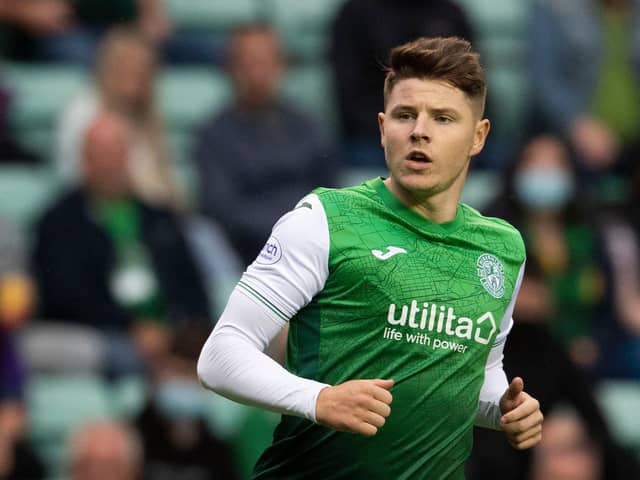 Hibs striker Kevin Nisbet has hinted that he is close to signing a new deal