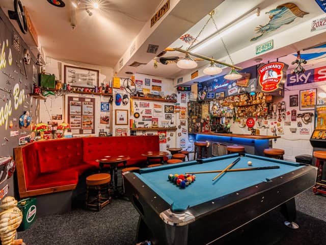 The basement level of the property comprises of a fantastic bar space and gym with excellent basement storage space and access to the double garage.