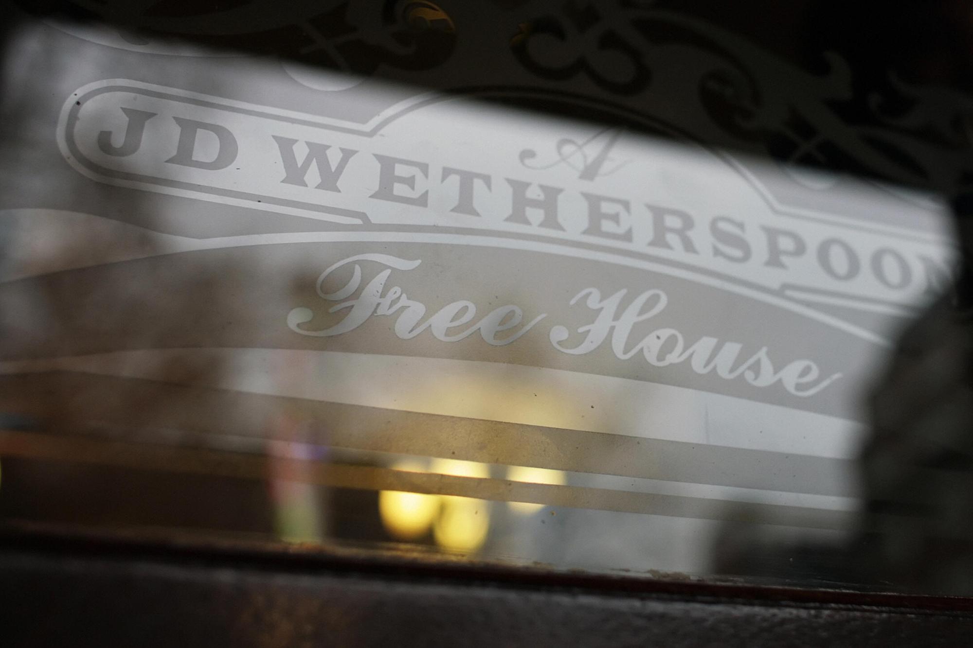 Queen Elizabeth II Funeral: Pub chain Wetherspoons announce opening hours for 19 September