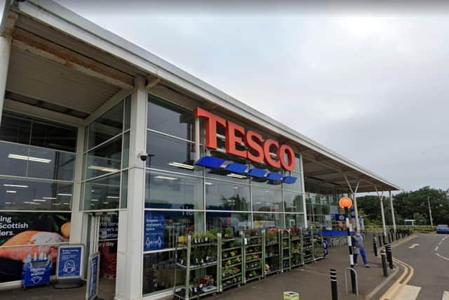 A Tesco store in North Berwick has come under fire for putting up nets to stop an endangered bird species nesting.