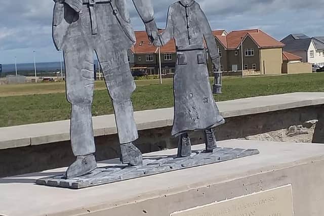 The new slave miners statue in Danderhall.