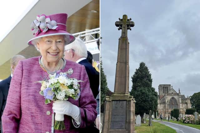 Queen Elizabeth II: Listen as the bells ring out in St Mary's Church, Haddington at midday to mark the passing of the Queen
