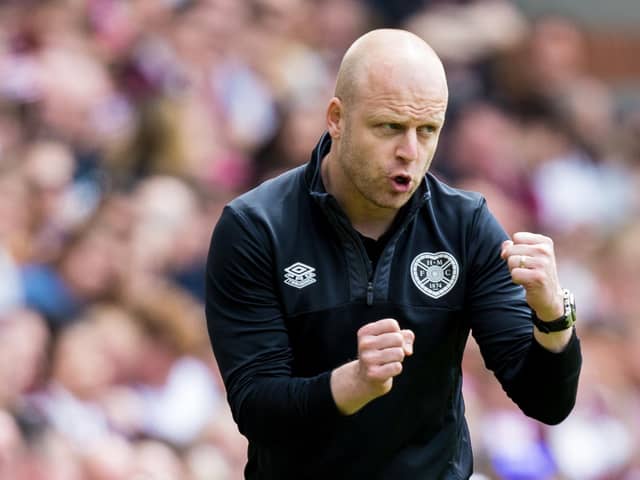Hearts technical director Steven Naismith issuing instructions from the sideline. Picture: SNS