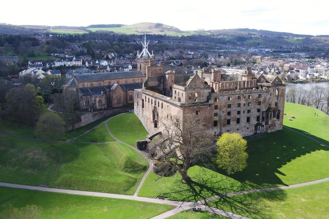 With a population of 25,680, this West Lothian town and birthplace of Mary Queen of Scots in 1542, Linlithgow Palace, this historic town with three National Trust properties is 19 minutes on the train from Edinburgh, with a season ticket costing £1,792 for the year. The average house price here is £271,960, with Linlithgow coming second on the list thanks to a score of 5.09 out of 10.