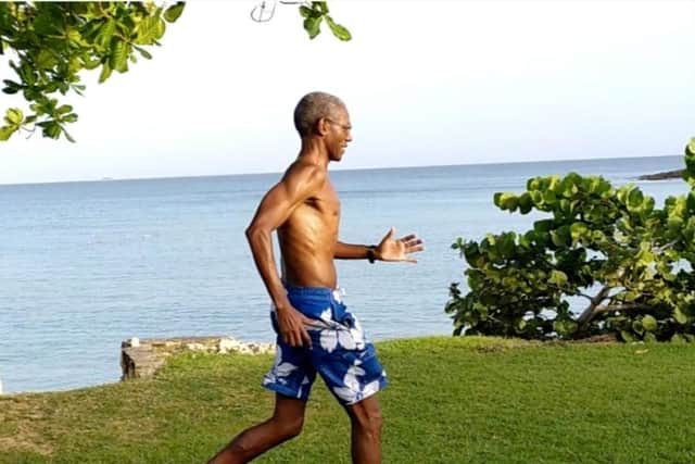 Sidy Diallo running for a marathon barefoot