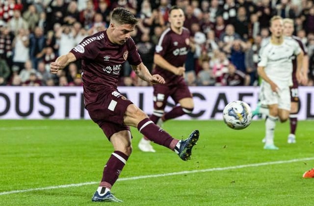 Scored two goals, including the winner in injury-time, and put in many important interceptions as the game entered the closing stages and Rosenborg finally managed to get some territorial dominance.