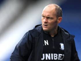 Alex Neil has emerged as an early favourite to succeed Jack Ross at Hibs