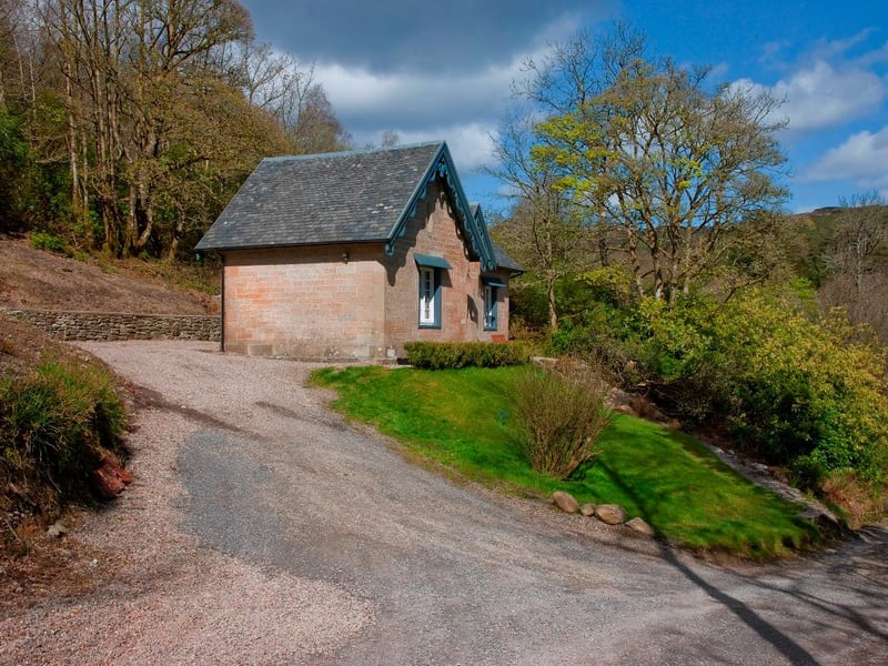 The Garden Cottage is a quaint and secluded hillside bolthole for two.