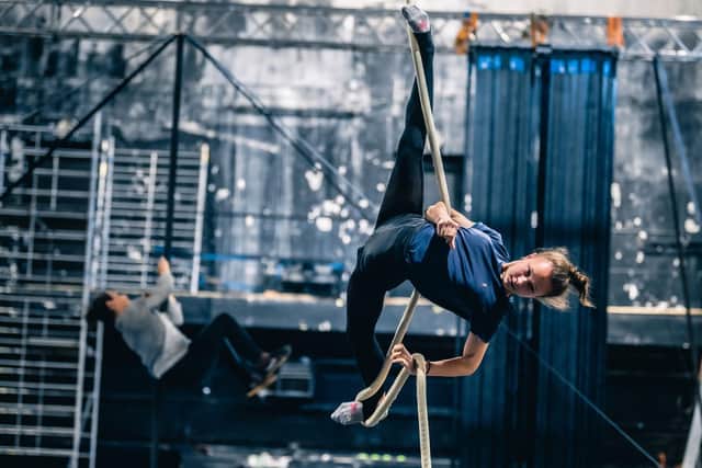 Edinburgh festival 2022: Circus act involving Czechia and Ukrainian performers arrives at the festival