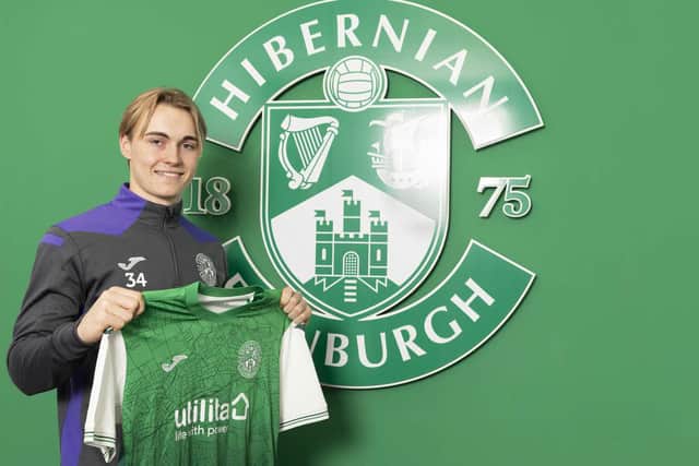 Elias Melkersen will have to wait to make his Hibs debut