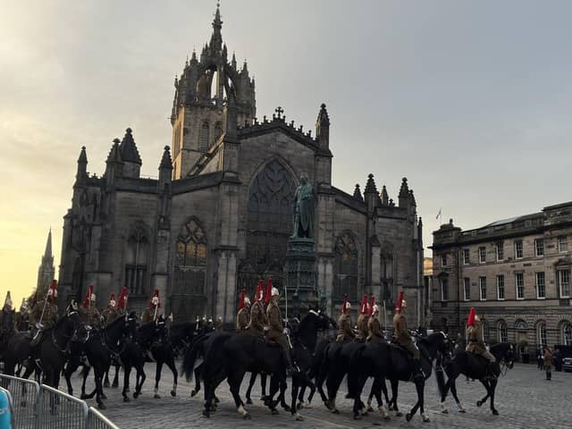 Preparations for King Charles visit to Edinburgh have begun, with a practise procession on the Royal Mile. (Photo credit: Matt Donlan)