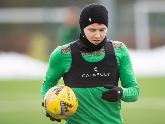 Kevin Nisbet trained with Hibs this morning despite submitting a transfer request. Photo by Mark Scates / SNS Group