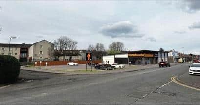 Farmfoods have their sights on the former Noble's car showroom in Penicuik