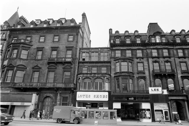 The Caledonian Club and Liberal Club in April 1978 - it was planned for demolition and became the site of Debenham's department store.